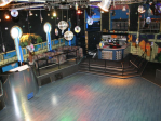 Music Club Zavinac<p>Klub muzyczny Zavinac oferuje wszystkim gościom Centrum Babylon wspaniałą rozrywkę nocną. Doskonały DJ dołoży wszelkich starań, aby rozkręcić imprezę i spragnioną zabawy publiczność.<p>